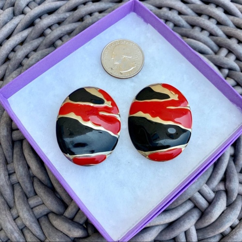 Vintage Black, Red & Gold Clip-on Earrings